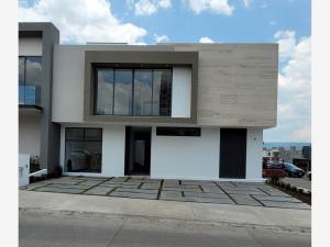 Casa en venta en Rincón de la Montaña, Morelia, Michoacán de Ocampo