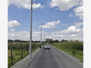 Terreno en venta en San Miguel Totocuitlapilco, Metepec, México