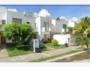Casa en venta en Villas del Arte, Benito Juárez, Quintana Roo