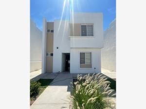 Casa en venta en Loma Real, Torreón, Coahuila de Zaragoza