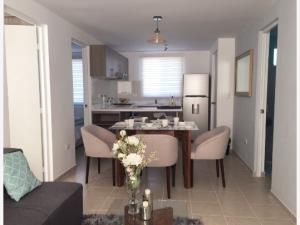 Casa en venta en Privadas del Los Sauces, General Escobedo, Nuevo León Casa en venta en Privadas del Los Sauces, General Escobedo, Nuevo León