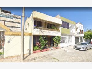 Casa en venta en Estadios, Tepic, Nayarit