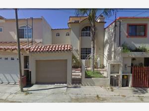 Casa en venta en Moderna, Ensenada, Baja California