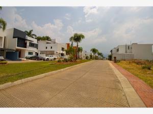 Terreno en venta en Lomas de Ahuatlán, Cuernavaca, Morelos