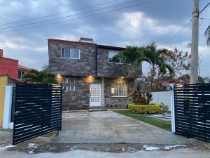 Casa en venta en Altos de Oaxtepec, Yautepec, Morelos