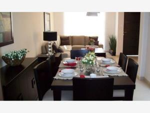 Casa en venta en Cofradía de San Miguel, Cuautitlán Izcalli, México