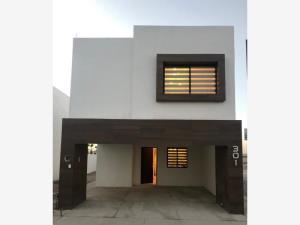 Casa en venta en Puerta de Hierro, Torreón, Coahuila de Zaragoza