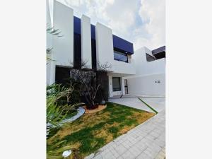 Casa en venta en Lomas de Angelópolis, San Andrés Cholula, Puebla