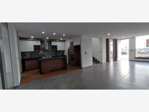 Casa en venta en Bosque Monarca, Morelia, Michoacán de Ocampo