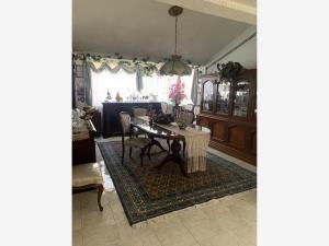 Casa en venta en Lomas del Huizachal, Naucalpan de Juárez, México