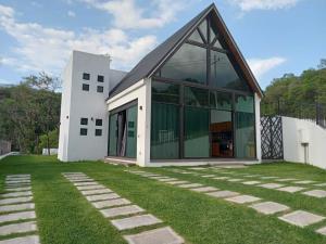Casa en venta en Rancho San Diego, Ixtapan de la Sal, México