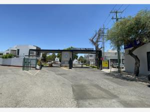 Terreno en venta en Hacienda Real Tejeda, Corregidora, Querétaro
