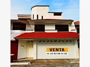 Casa en venta en Costa de Oro, Boca del Río, Veracruz de Ignacio de la Llave Casa en venta en Costa de Oro, Boca del Río, Veracruz de Ignacio de la Llave