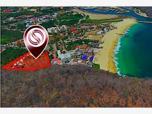 Terreno en venta en Chahue, Santa María Huatulco, Oaxaca