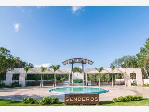 Terreno en venta en Ciudad Mayakoba, Solidaridad, Quintana Roo