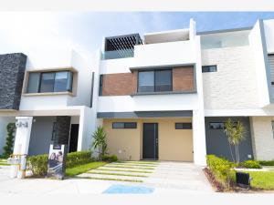 Casa en venta en San José Novillero, Boca del Río, Veracruz de Ignacio de la Llave Casa en venta en San José Novillero, Boca del Río, Veracruz de Ignacio de la Llave