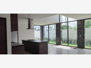 Casa en venta en Loma Alta, Morelia, Michoacán de Ocampo