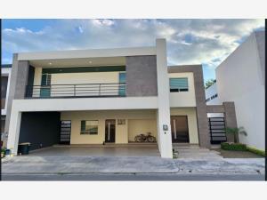 Casa en venta en La Joya Privada Residencial, Monterrey, Nuevo León