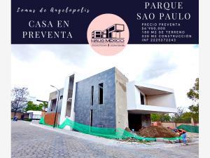 Casa en venta en Lomas de Angelópolis, San Andrés Cholula, Puebla