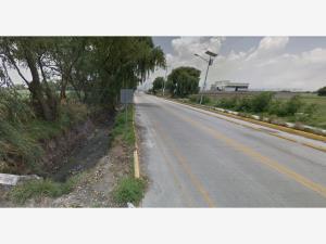 Terreno en venta en San Miguel Totocuitlapilco, Metepec, México