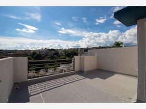CASA NUEVA EN CONJUNTO MIXTO A MINUTOS DEL CENTRO DE CUERNAVACA