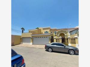 Casa en venta en Villa Andalucía, Culiacán, Sinaloa