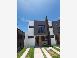 Casa en venta en San Isidro Castillotla, Puebla, Puebla