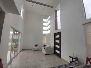 Casa en venta en Real de Oaxtepec, Yautepec, Morelos