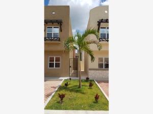 Casa en venta en Catania Residencial, Benito Juárez, Quintana Roo