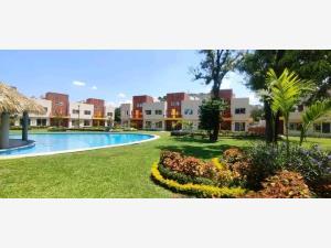 Casa en venta en Ixtlahuacan, Yautepec, Morelos