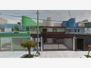Casa en remate en Villa Coapa, Tlalpan, Ciudad de México