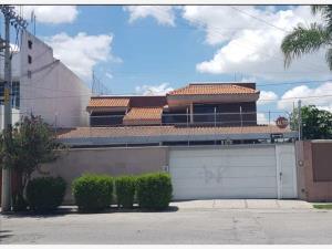 Casa en venta en San Francisco del Rincon Centro, San Francisco del Rincón, Guanajuato