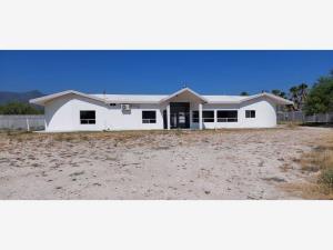 Quinta en venta en Los Villarreales, Salinas Victoria, Nuevo León