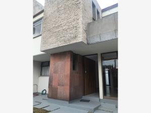 Casa en renta en Ciudad Satelite, Naucalpan de Juárez, México