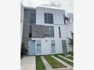 Casa en venta en San Bernardino la Trinidad, San Andrés Cholula, Puebla Casa en venta en San Bernardino la Trinidad, San Andrés Cholula, Puebla