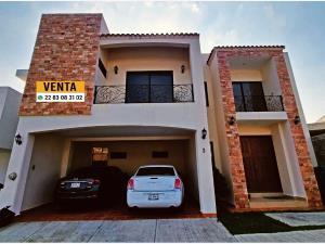 Casa en venta en Lomas de la Rioja, Alvarado, Veracruz de Ignacio de la Llave