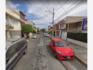Casa en venta en Constitucion de 1917, Iztapalapa, Ciudad de México