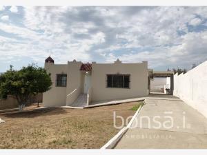 Casa en venta en Ejido Ruiz Cortines, Ensenada, Baja California