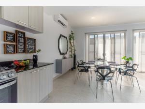 Casa en venta en Gran Santa Fe 2, Benito Juárez, Quintana Roo