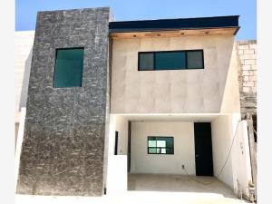 Casa en venta en Quintas del Palmar, Torreón, Coahuila de Zaragoza