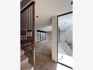 Casa en renta en Alto Lago Residencial, San Luis Potosí, San Luis Potosí