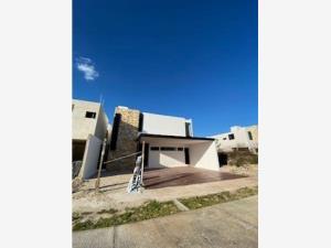 Casa en venta en Temozon Norte, Mérida, Yucatán