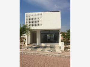 Casa en venta en Ciudad Maderas, El Marqués, Querétaro
