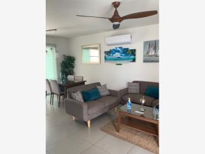 Casa en venta en Costa Azul, Acapulco de Juárez, Guerrero Casa en venta en Costa Azul, Acapulco de Juárez, Guerrero