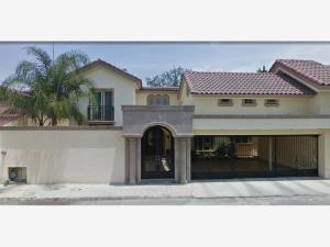 Casa en venta en Fuentes del Valle, San Pedro Garza García, Nuevo León