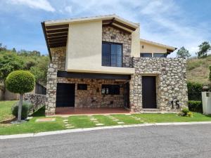 Casa en venta en Zerezotla, San Pedro Cholula, Puebla