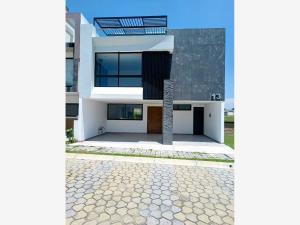 Casa en venta en Lomas de Angelópolis, San Andrés Cholula, Puebla