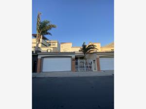 Casa en renta en Residencial San Marino, Tijuana, Baja California