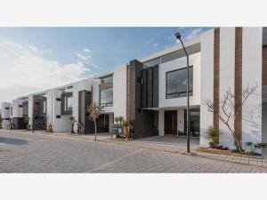 Casa en venta en Lomas de Angelópolis, San Andrés Cholula, Puebla Casa en venta en Lomas de Angelópolis, San Andrés Cholula, Puebla