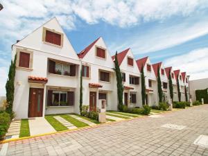 Casa en venta en San Lorenzo Almecatla, Cuautlancingo, Puebla